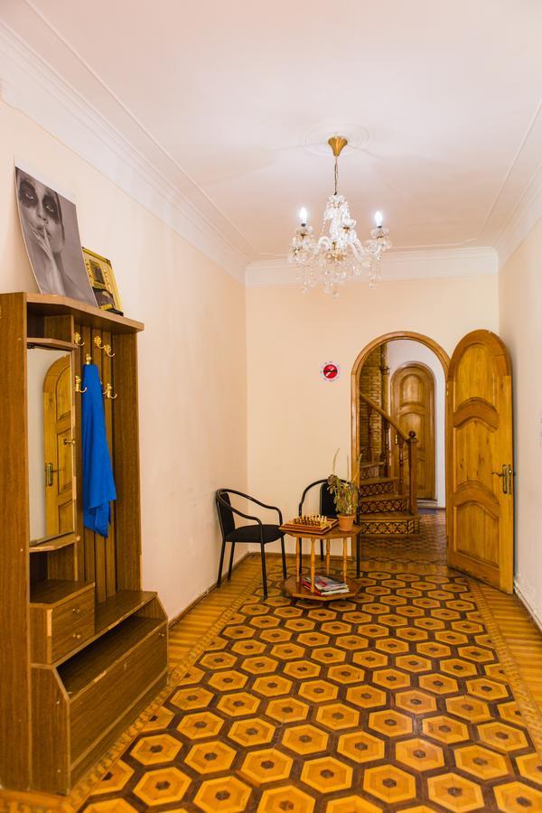 White City Hostel Баку Экстерьер фото